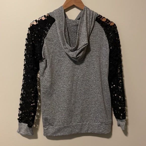 Unbranded, Knit Sleeved Hoodie, small - Picture 2 of 7